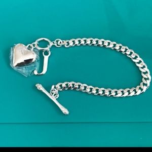 Gorgeous silver bracelet